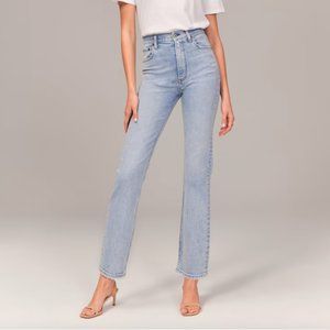 Abercrombie & Fitch Ultra High Rise Straight Jeans Light Wash Jeans